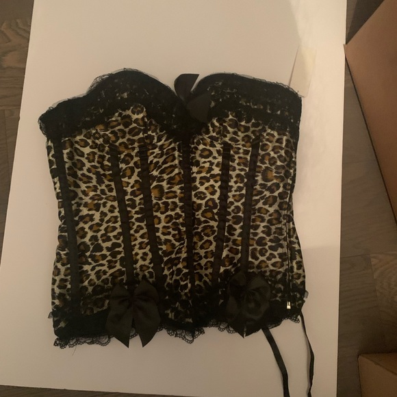 Cheetah corset - Picture 1 of 5
